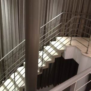 Escaliers et rampes d'escalier sur-mesure en acier, Inox, alu et fer forgé à Sainte-Maxime 
